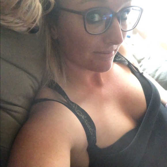 Meet your Posher, Brooke - Picture 7 of 16